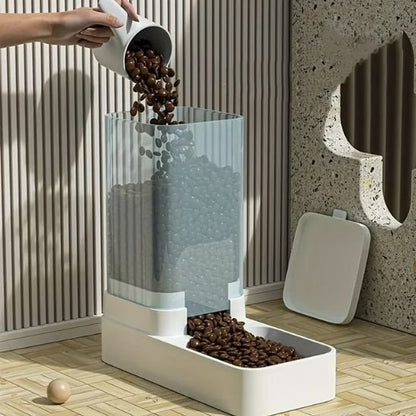 Distributeur croquettes chat grand reservoir